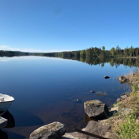 Cozy Cottage By The Lake, Charlottenberg Amotfors Luaran gambar