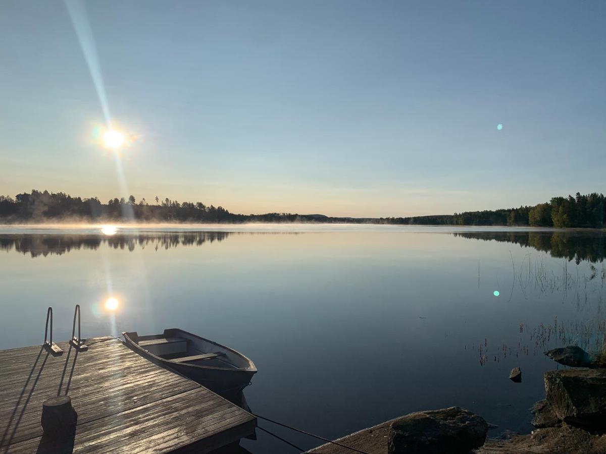 Cozy Cottage By The Lake, Charlottenberg Amotfors Luaran gambar